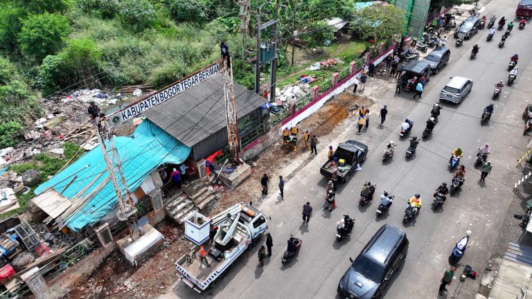 Di bawah kepemimpinan Bupati Bogor, Rudy Susmanto, Pemkab Bogor terus mempercepat penataan ruang publik di berbagai wilayah.