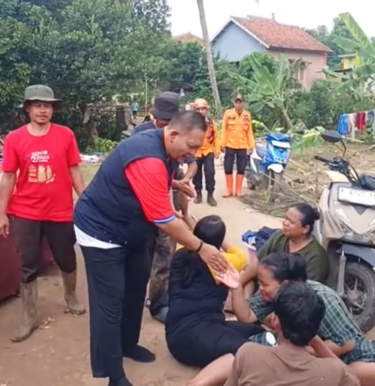 Berdasarkan hasil pengecekan langsung di lokasi terdampak pada Minggu (19/4), sebagian besar warga yang sebelumnya terdampak banjir telah kembali ke rumah masing-masing.