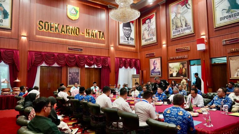 Pemerintah Kabupaten Bogor melalui Dinas Kesehatan mencatat capaian signifikan dalam pelaksanaan pemeriksaan kesehatan jemaah haji tahun 1447 Hijriah atau 2026 Masehi.