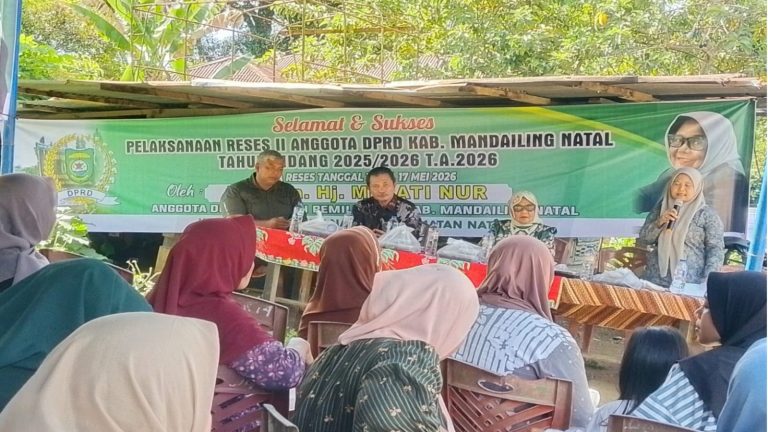Anggota DPRD Madina, Dra. Hj. Melati Nur Laksanakan Reses di Pasar I Natal